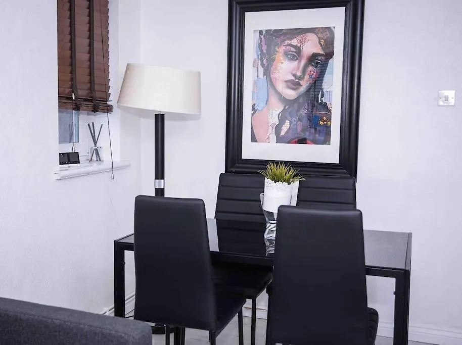 Two Bedroom Apartment Unit London